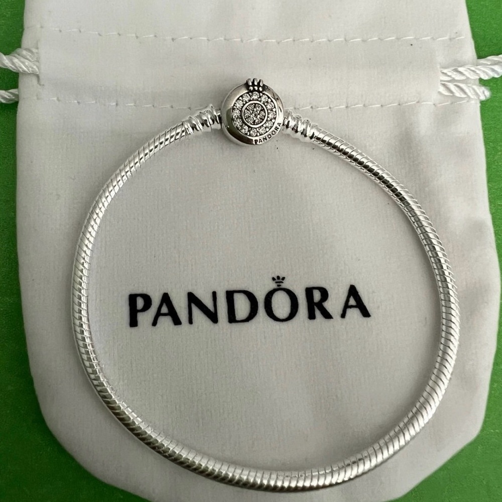 Pandora Bracelet size 7.5 inch - Picture 2 of 3